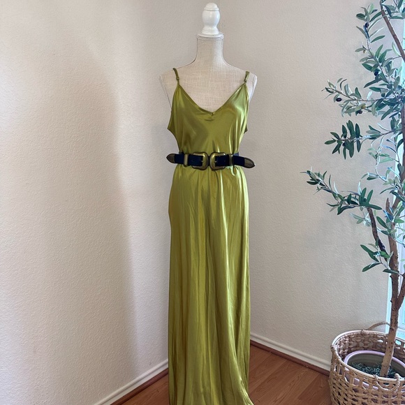 Topshop Satin Maxi  in Light Green size 14 NEVER WORN/NEW ✨ - Picture 1 of 16